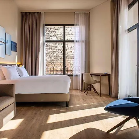 Radisson Blu Hotel. Centre Hotel Rouen